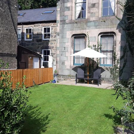 Ground Floor Barmouth Centre Apartment With Garden 外观 照片